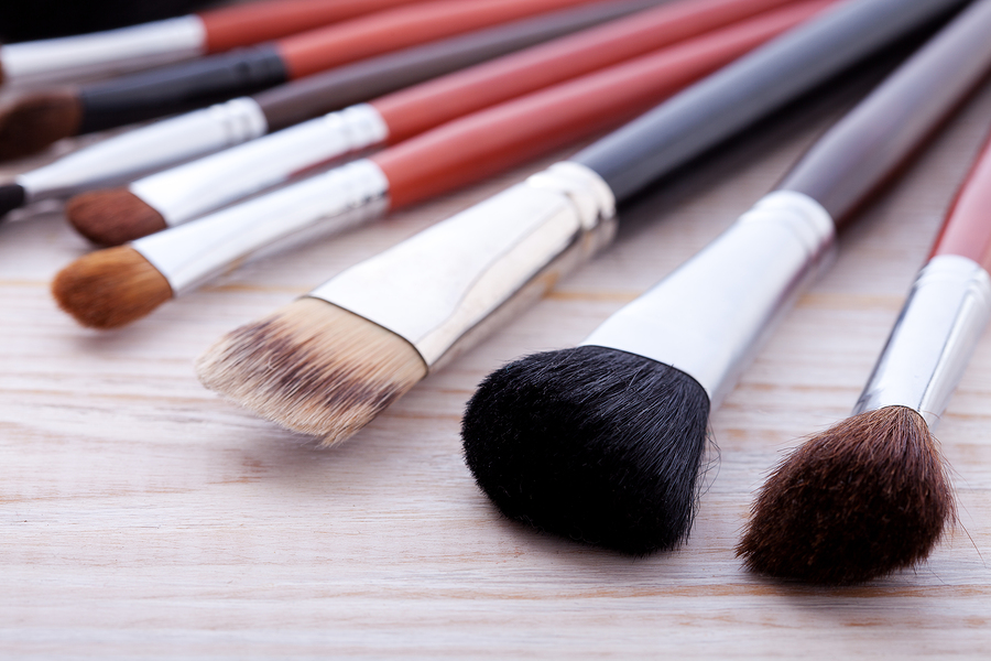 Amazing Sweet 16 Gift Ideas Professional Makeup Brishes