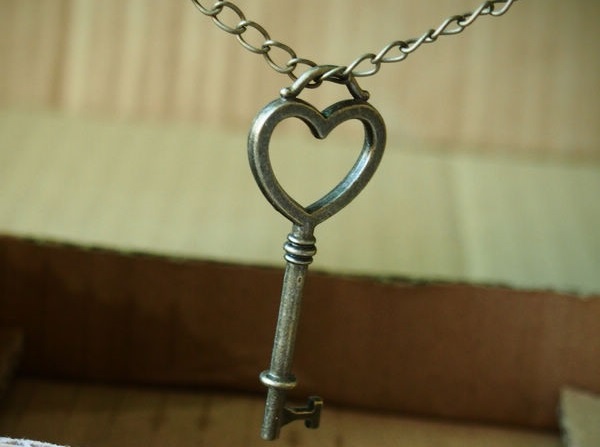 Amazing Sweet 16 Gift Ideas Key Necklace