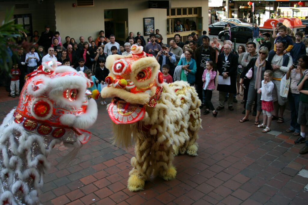 The Traditional Chinese Lion Dance, And Why It'S So Important At Weddings Chinese Lion Dance
