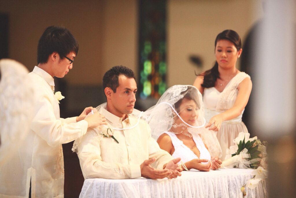 Asian Weddings &Amp; Banquet Halls: Everything You Need To Know Filipino Catholic Veil And Cord Ceremony
