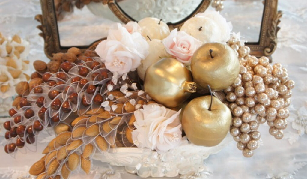 Persian Weddings &Amp; Banquet Halls: Everything You Need To Know Fruit On Persian Wedding Table