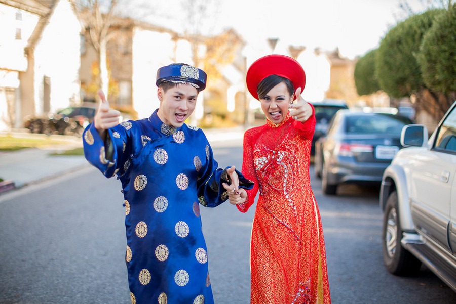 Asian Weddings &Amp; Banquet Halls: Everything You Need To Know Vietnamese Wedding Couple Wearing Ao Dai