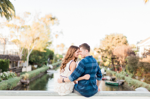 7 Dazzling Engagement Photo Shoot Locations In Southern California Engagement Photo Shoot - Couple At Venice Canals