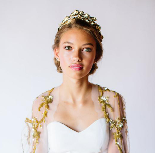 30 Wedding Tiaras For 2020 That Are Just As Unique As You