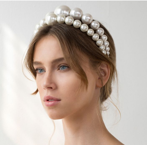 30 Wedding Tiaras For 2020 That Are Just As Unique As You 30 Wedding Tiaras For 2020 That Are Just As Unique As You