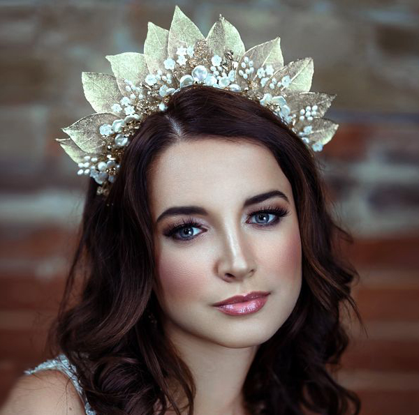 30 Wedding Tiaras For 2020 That Are Just As Unique As You 30 Wedding Tiaras For 2020 That Are Just As Unique As You