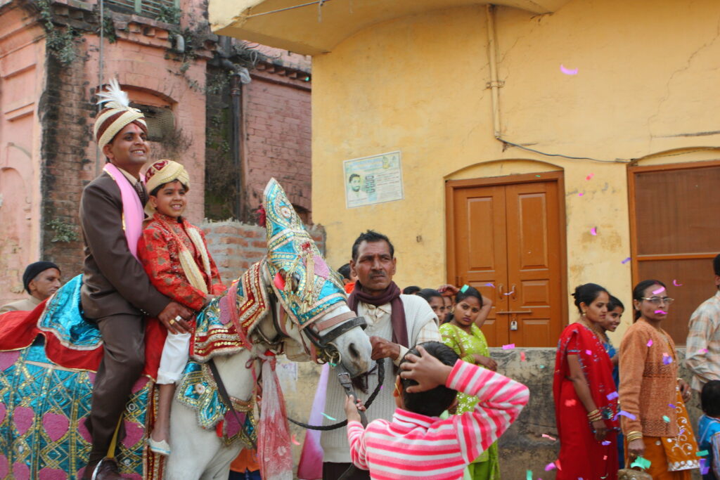 Indian Wedding Venues And Traditions Indian Groom On Horse On His Way To Indian Wedding Venue.