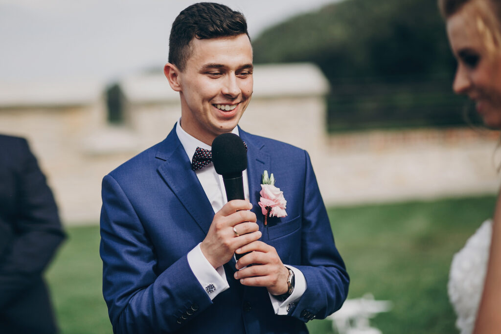 American Weddings And Their Beautiful Traditions Best Man Giving Speech