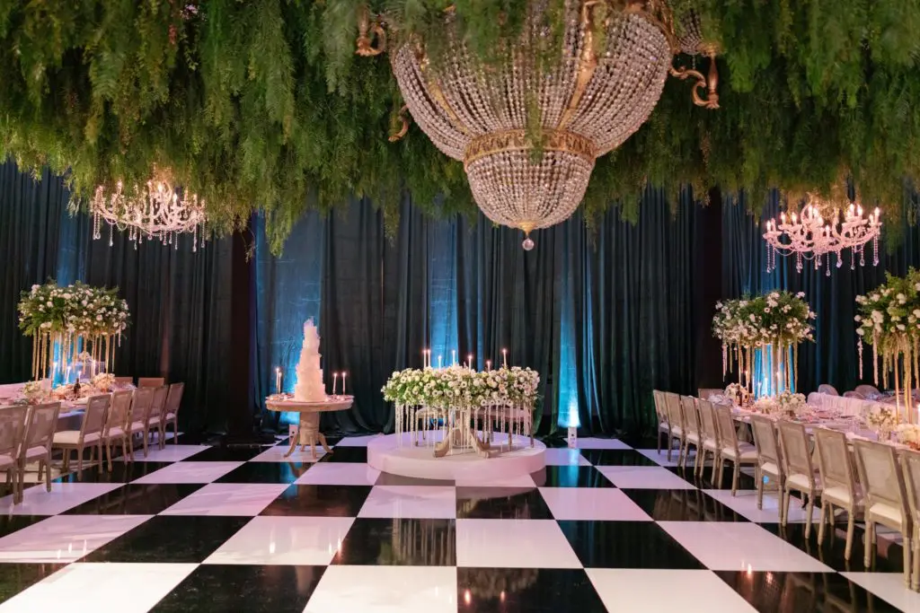 16 Late Night Wedding Snack Ideas: Keep Your Guests Satisfied wedding venue booking